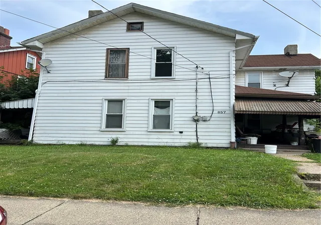 Homes for sale in Coraopolis, PA | 857 6th Ave, Coraopolis, PA 15108 | MLS# 1762255