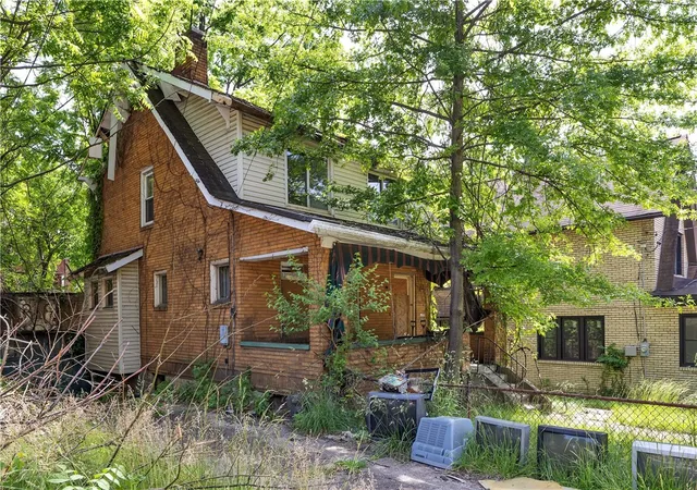Homes for sale in Wilkinsburg, PA | 1529 Marie St, Wilkinsburg, PA 15221 | MLS# 1761494