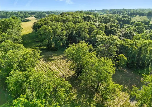 2nd image of 1 Barr Road, Nottingham, PA 15332 | MLS# 1762267