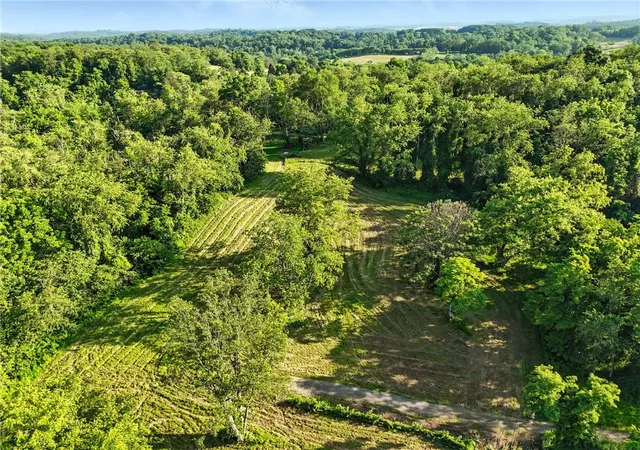 3rd image of 1 Barr Road, Nottingham, PA 15332 | MLS# 1762267