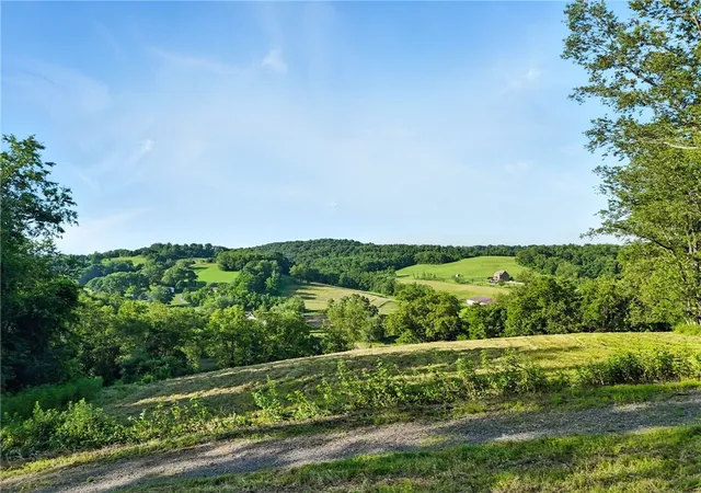 5th image of 1 Barr Road, Nottingham, PA 15332 | MLS# 1762267