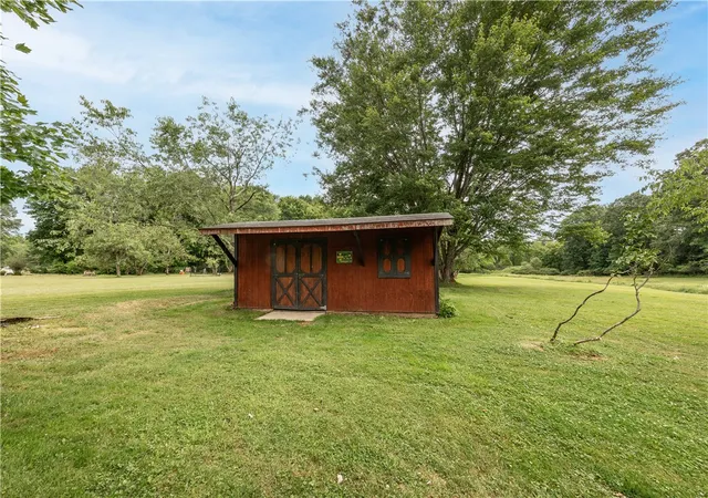 28th image of 2 Werner Rd, Greenville, PA 16125 | MLS# 1762278