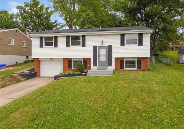 Photo 3 of Single family home for sale at 536 Vale Dr, Pittsburgh, PA 15239 | MLS# 1762311 | Listing updated on 2026-07-03