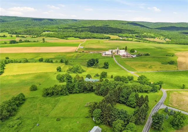 3rd image of 555 Blough Rd, Jenner Twp, PA 15531 | MLS# 1762270