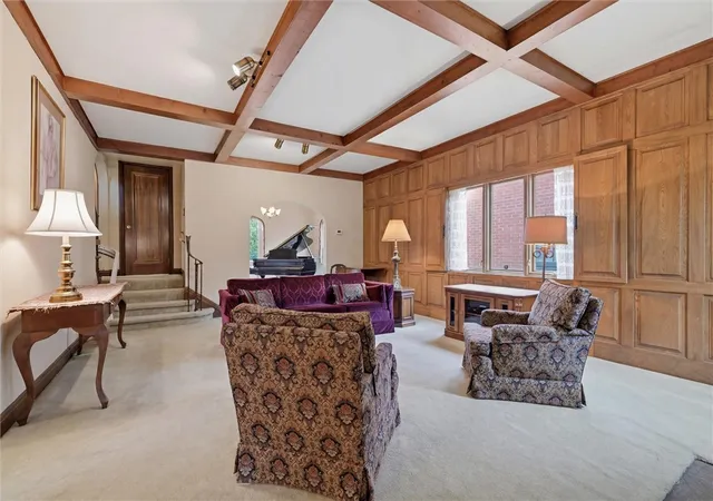 Homes for sale in New Kensington, PA | 1026 Woodberry Rd, New Kensington, PA 15068 | MLS# 1761980