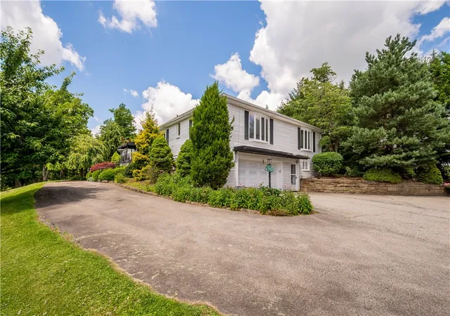 3rd image of 795 E Beau Street, South Strabane, PA 15301 | MLS# 1761970