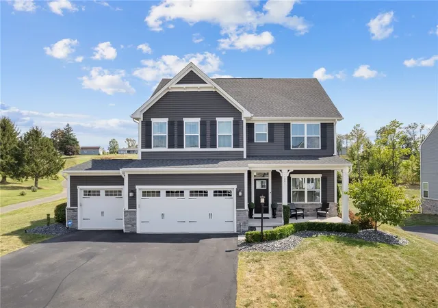 Homes for sale in Penn Twp, PA | 1001 Black Sands Dr, Penn Twp, PA 15644 | MLS# 1762331