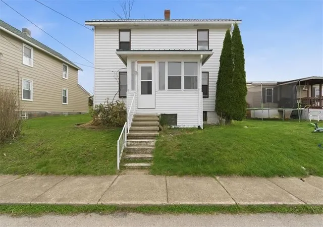 Photo 3 of Single family home for sale at 68 Beech St, Homer City, PA 15748 | MLS# 1762348 | Listing updated on 2026-07-22