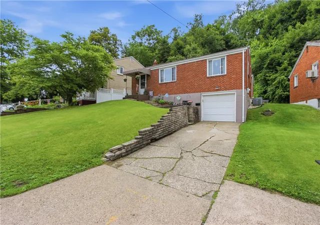 Photo 2 of Single family home for sale at 3330 Orchard Dr, Liberty Boro, PA 15133 | MLS# 1762332 | Listing updated on 2026-09-01