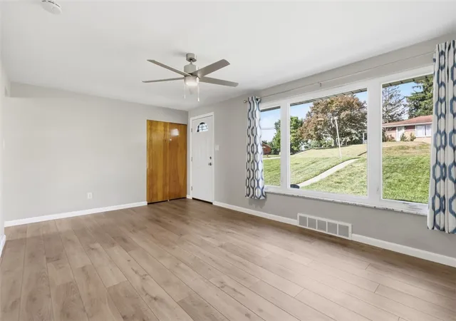 Homes for sale in Baldwin Boro, PA | 5229 Meadowcrest Rd, Baldwin Boro, PA 15236 | MLS# 1762357