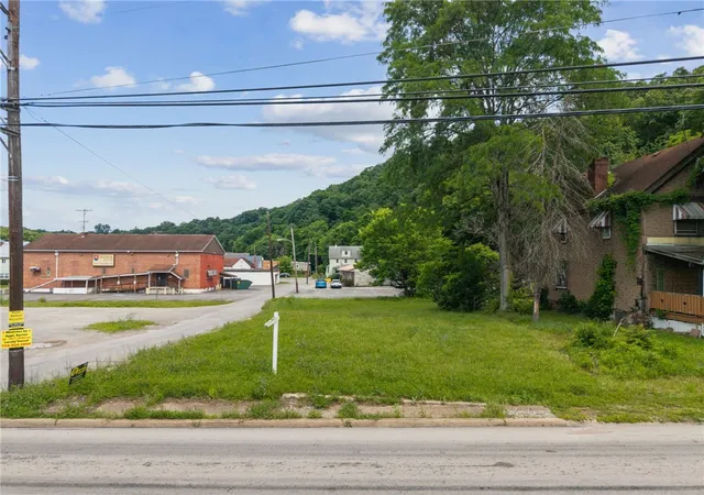 Homes for sale in Parks Twp, PA | 1025 1st St, Parks Twp, PA 15690 | MLS# 1762378