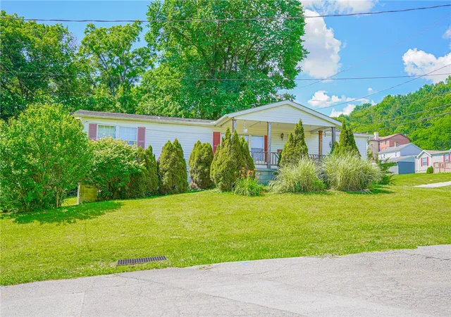 3rd image of 1107 23Rd Street, Beaver Falls, PA 15010 | MLS# 1762359