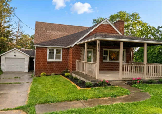 4th image of 1166 N Main St, South Strabane, PA 15301 | MLS# 1762381