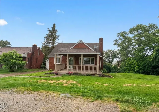 5th image of 1166 N Main St, South Strabane, PA 15301 | MLS# 1762381