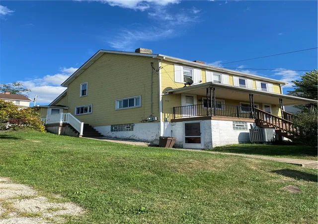 Homes for sale in Hempfield Twp, PA | 553 Steel Ave, Hempfield Twp, PA 15635 | MLS# 1762446