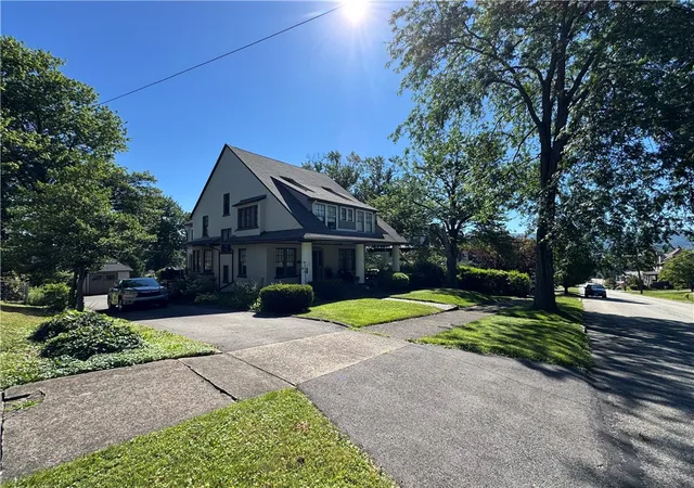 Homes for sale in Uniontown, PA | 60 Stockton Ave, Uniontown, PA 15401 | MLS# 1762422