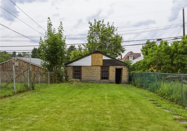 Homes for sale in Carrick, PA | 307 Birmingham Ave, Carrick, PA 15210 | MLS# 1762457