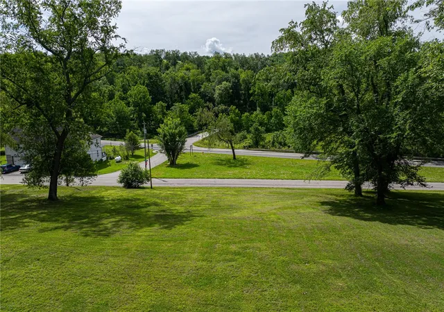 2nd image of 60 Woodrow Dr, Avella, PA 15340 | MLS# 1762477