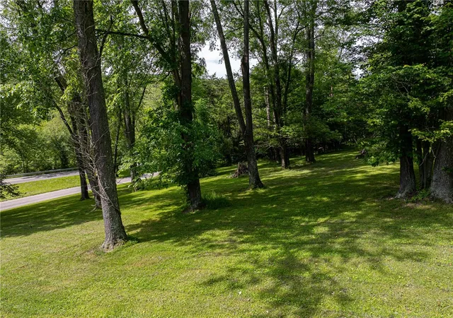 3rd image of 60 Woodrow Dr, Avella, PA 15340 | MLS# 1762477