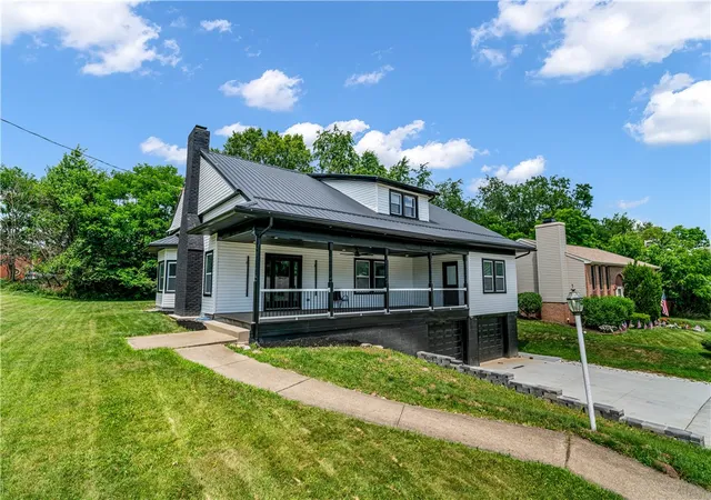 Photo 2 of Single family home for sale at 101 Carrington Ct, Monroeville, PA 15146 | MLS# 1762491 | Listing updated on 2026-08-31