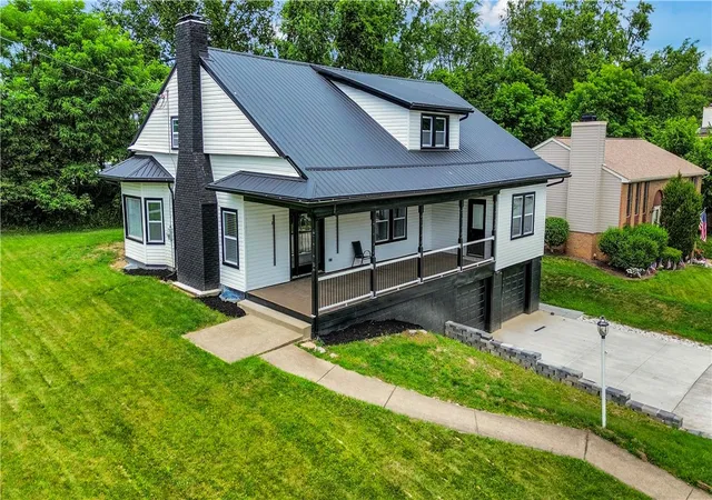 Photo 3 of Single family home for sale at 101 Carrington Ct, Monroeville, PA 15146 | MLS# 1762491 | Listing updated on 2026-08-31