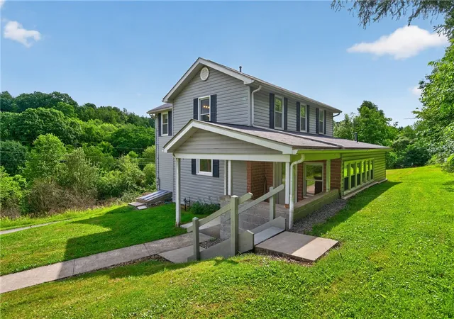 Photo 2 of Single family home for sale at 133 Lower Hayes Rd, Kittanning, PA 16201 | MLS# 1762313 | Listing updated on 2026-09-01