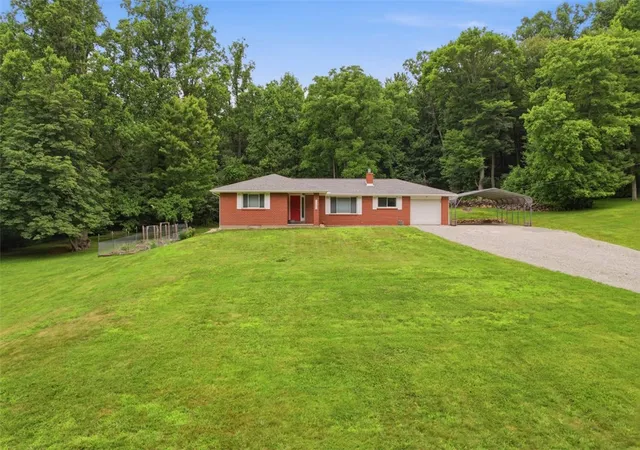 Homes for sale in Mt Pleasant Twp, PA | 1131 Old Route 31, Mt Pleasant Twp, PA 15666 | MLS# 1762489