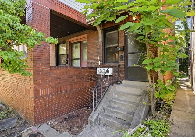 Homes for sale in Greenfield, PA | 3590-3592 Beechwood Blvd, Greenfield, PA 15217 | MLS# 1762124