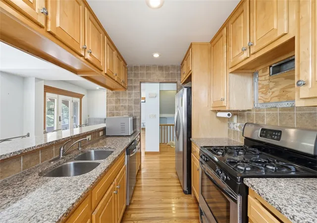 Homes for sale in Greenfield, PA | 3594 3596 Beechwood Blvd, Greenfield, PA 15217 | MLS# 1762419