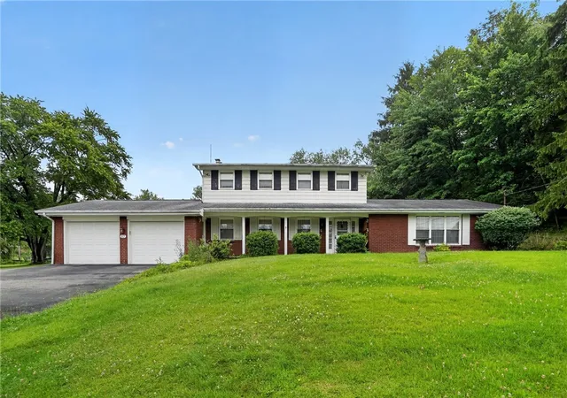 2nd image of 37 Millersdale Rd, Jeannette, PA 15644 | MLS# 1762532