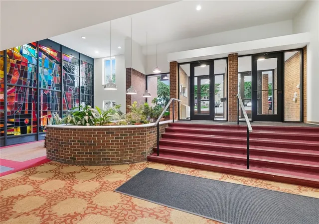 2nd image of 5 Bayard Rd #104, Shadyside, PA 15213 | MLS# 1761340