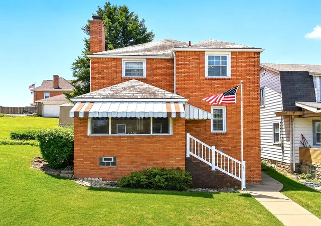 1st image of 1218 Wareman Ave, Brookline, PA 15226 | MLS# 1762449