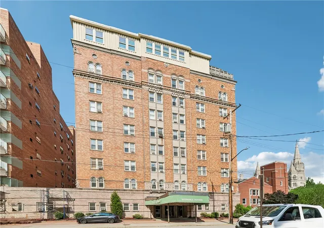 Homes for sale in Oakland, PA | 144 N Dithridge Street Unit 307 #307, Oakland, PA 15213 | MLS# 1762609