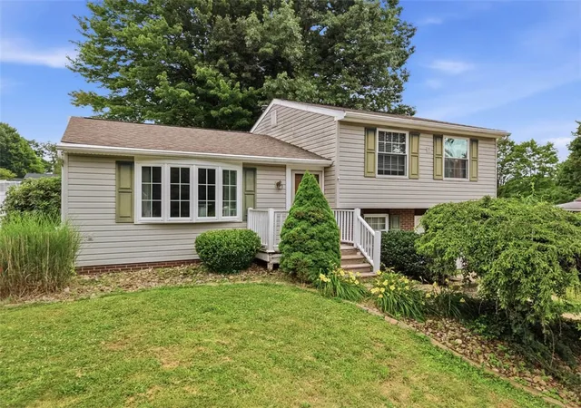 Homes for sale in Brighton Twp, PA | 219 Maple Dr, Brighton Twp, PA 15009 | MLS# 1762310