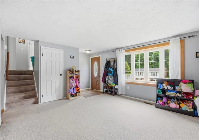 Homes for sale in Brighton Twp, PA | 219 Maple Dr, Brighton Twp, PA 15009 | MLS# 1762310