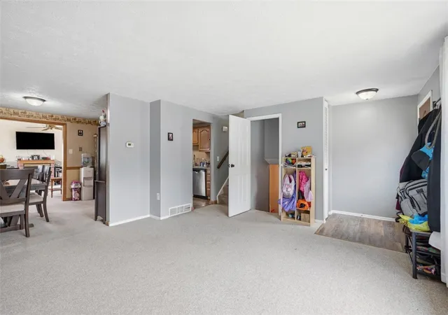 Homes for sale in Brighton Twp, PA | 219 Maple Dr, Brighton Twp, PA 15009 | MLS# 1762310