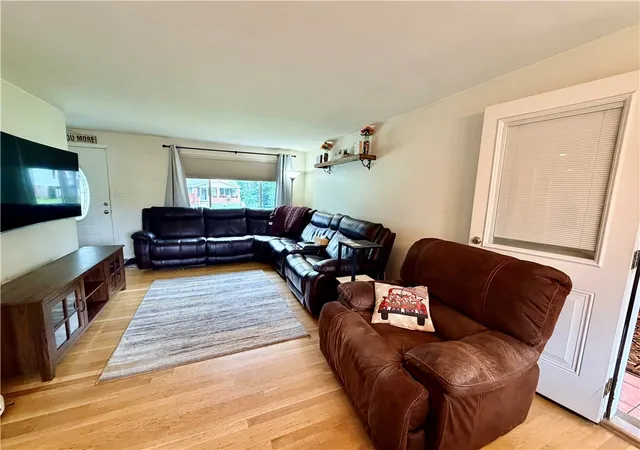 Photo 3 of Single family home for sale at 62 Observatory St, Manor, PA 15665 | MLS# 1762681 | Listing updated on 2026-08-02