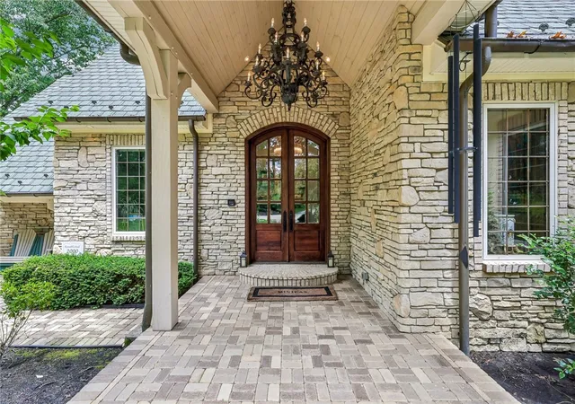 Photo 2 of Single family home for sale at 1 Grandview Dr, Shenango Twp, PA 16159 | MLS# 1762343 | Listing updated on 2026-08-31