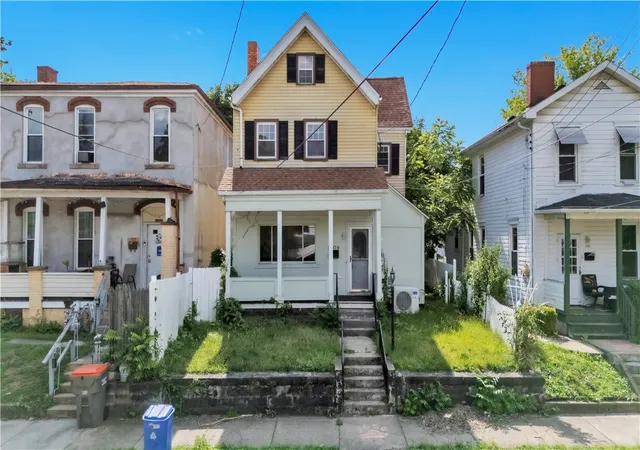 40th image of 1309 3rd Ave, Beaver Falls, PA 15010 | MLS# 1760168
