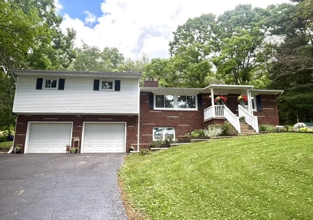 2nd image of 652 River Rd, Delaware Twp, PA 16125 | MLS# 1762528