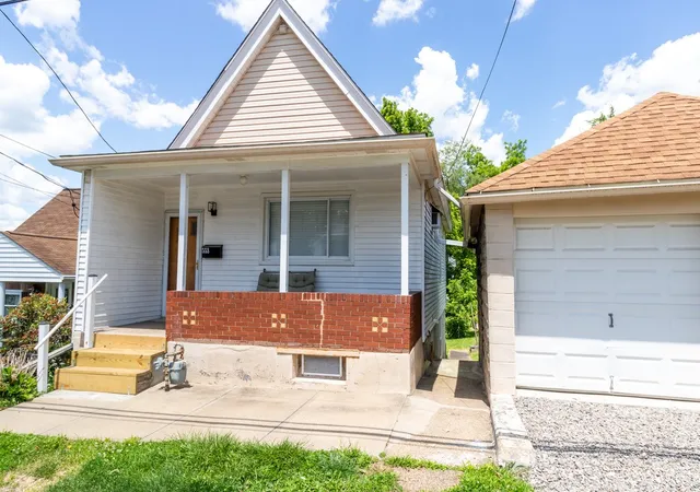 Homes for sale in Shaler, PA | 553 Foundry St, Shaler, PA 15215 | MLS# 1762673
