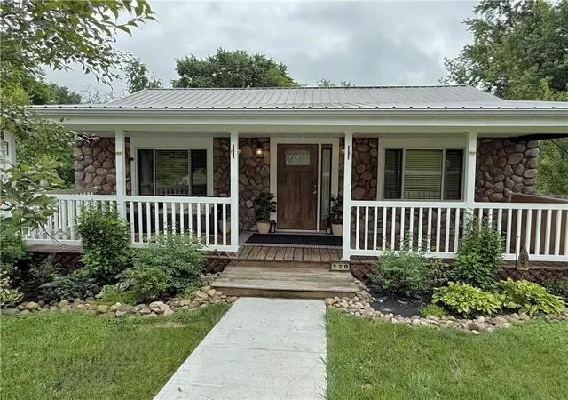 Homes for sale in Lower Burrell, PA | 220 Widmer Ave, Lower Burrell, PA 15068 | MLS# 1762675