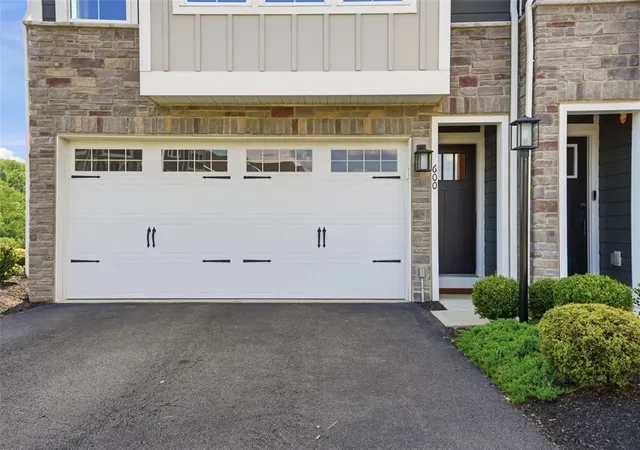 2nd image of 600 Spruce Lane, Canonsburg, PA 15317 | MLS# 1762600