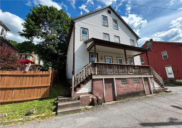 3rd image of 734-736 Duke Pl, Greater Johnstown School District, PA 15901 | MLS# 1762657