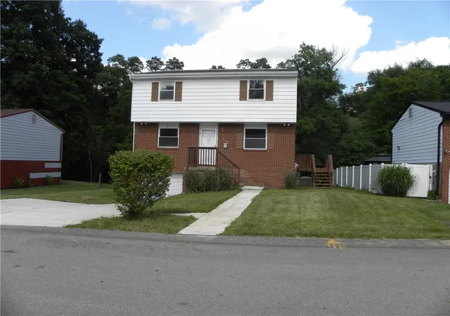 1st image of 125 Everglade Dr, Penn Hills, PA 15235 | MLS# 1762777