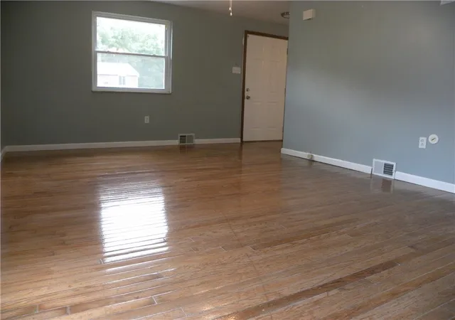 4th image of 125 Everglade Dr, Penn Hills, PA 15235 | MLS# 1762777