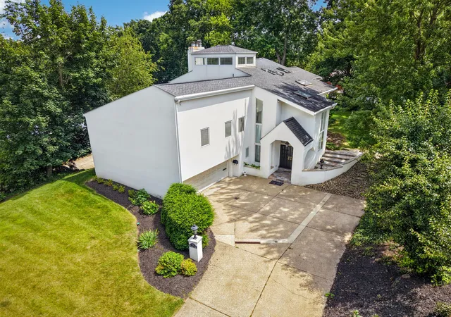 2nd image of 951 Academy Pl, Pittsburgh, PA 15243 | MLS# 1762803