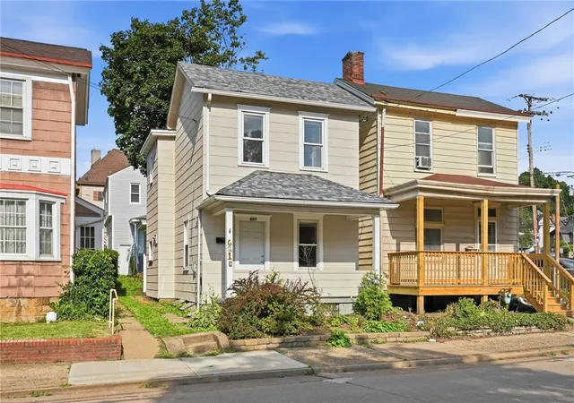 Homes for sale in Carnegie, PA | 621 Washington Avenue, Carnegie, PA 15106 | MLS# 1762704