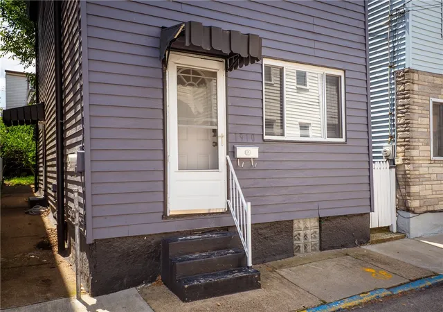 4th image of 1910 Fox Way, South Side, PA 15203 | MLS# 1762827