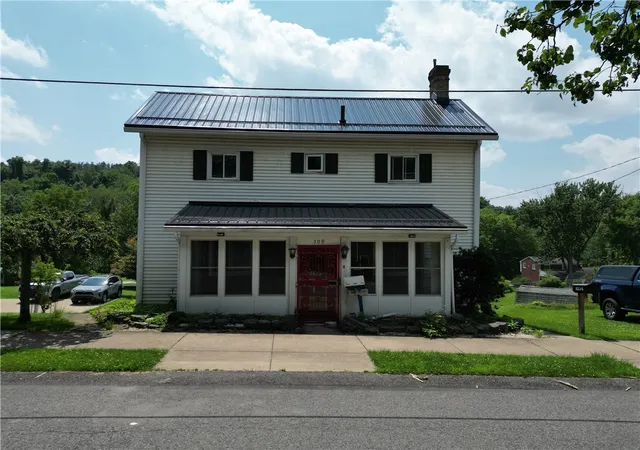 Homes for sale in City Of Washington, PA | 309 Dewey Ave, City Of Washington, PA 15301 | MLS# 1762640